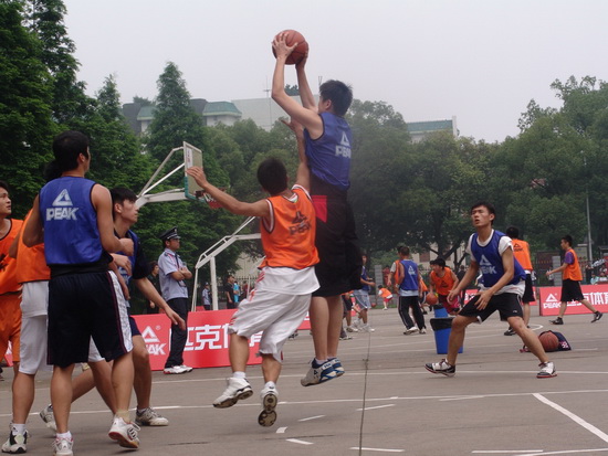 无边界的主