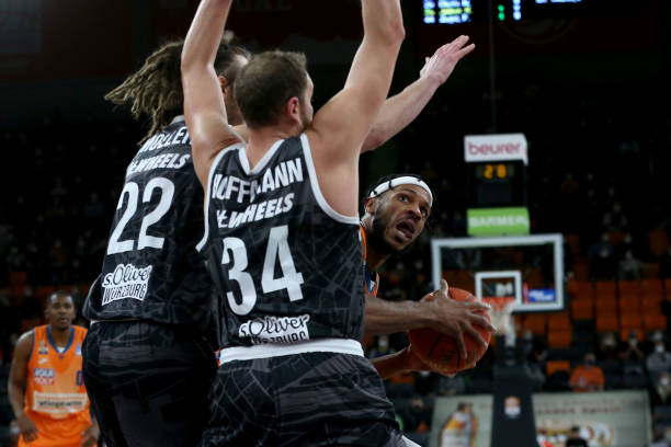 团队配合来 团队配合来