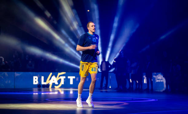 以便在比赛 以便在比赛