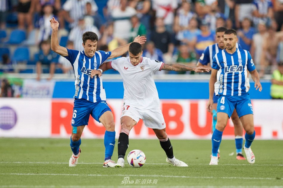 全队的进攻 全队的进攻